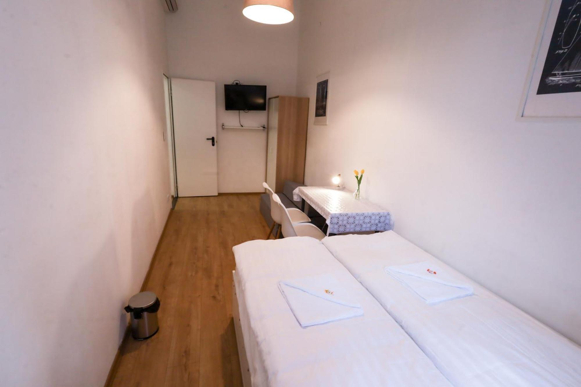 Budapest Pest-Port Apartment 4 Rooms For 16 Person Εξωτερικό φωτογραφία